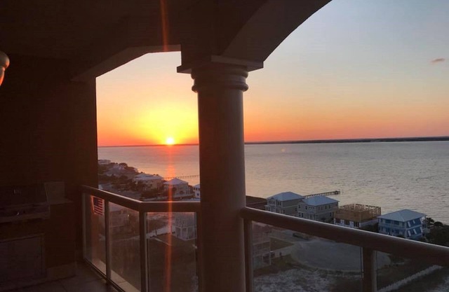 PensacolaBeachLuxuryCondoRental~1206T5~NauticalBrees~StunningSunsetsWillSleep10!