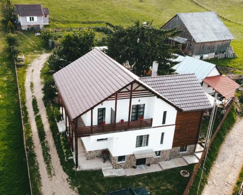 Pensiunea agro-turistica Maris