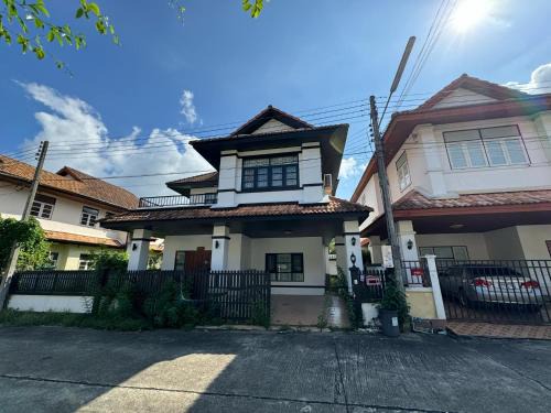 Penthouse (House with 4 bedrooms)