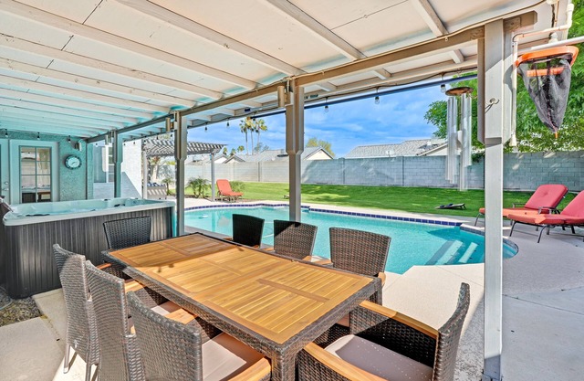 Peoria Home w/Private Pool, Hot Tub, & Gas Grill!