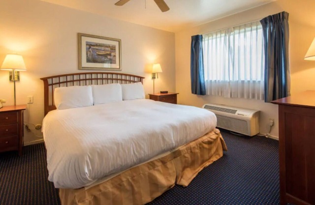 Perfect Getaway! Free Parking, Near Oakland Museum, Free Breakfast