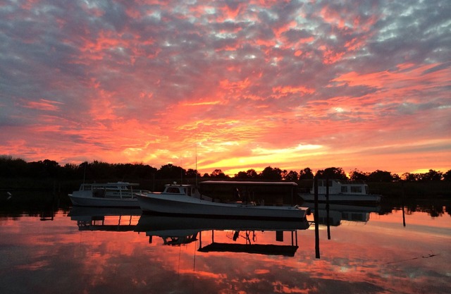 Perfect getaway, waterfront townhouse on Chesepeake Bay, Kent Island, Maryland