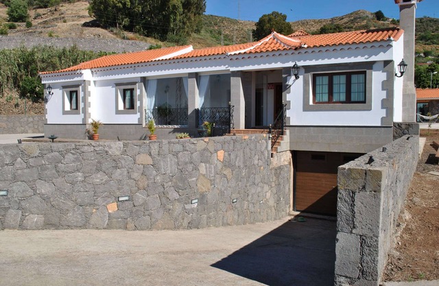 PERFECT HOUSE FOR RELAXING HOLIDAYS