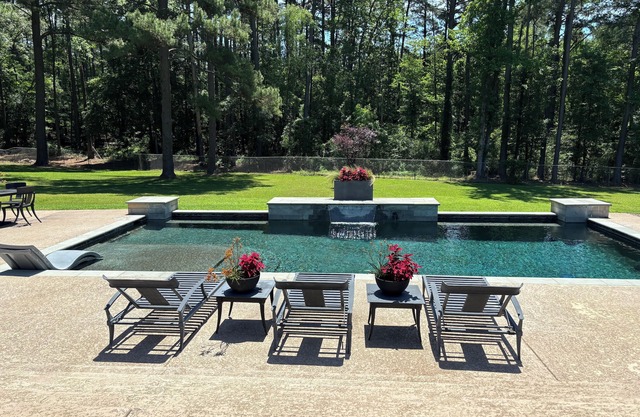 Perfect Poolhouse