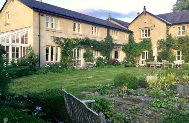 Period house with spacious family rooms and comfortable bedrooms,