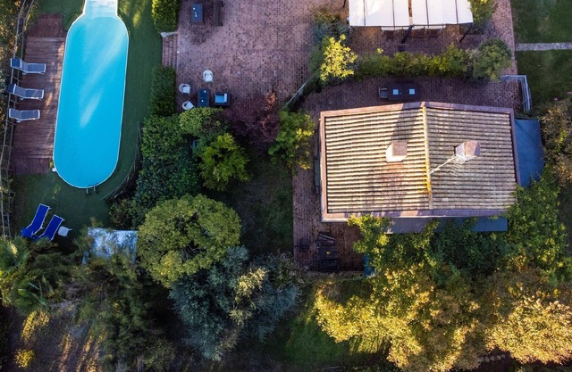 "Pet friendly 'Cottage Glicini' with pool and view