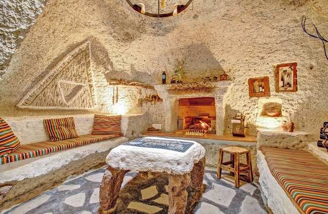 Pet-Friendly Holiday Home Casas Cueva Alfer 1 with Sea View, Garden & Wi-Fi