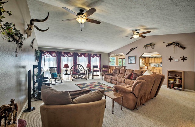 Pet-Friendly, Lakefront Home in Golden w/Patio!