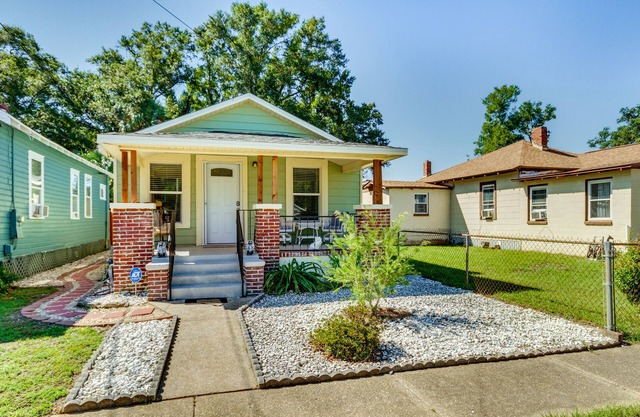 Pet-Friendly Pensacola Home w/Patio & Yard!