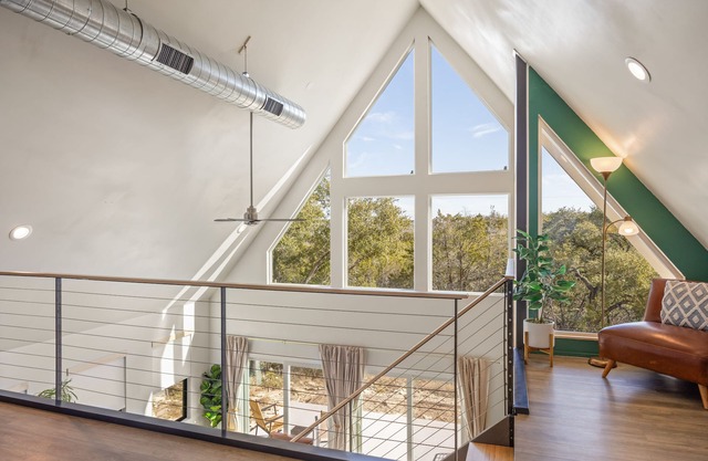 Pet-friendly retreat in Granbury with loft, fire pit, and boat launch 2 mi away.