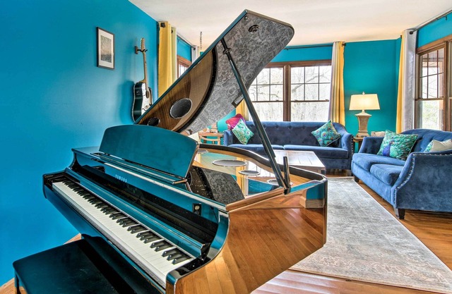 Pet-Friendly Vacation Rental Near Brimstone!