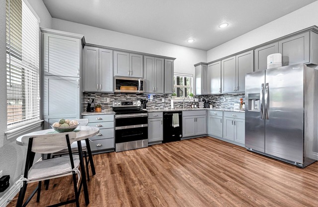 Petite Natural State Retreat 1 Bedroom & 1 Bathroom Luxury Guest House