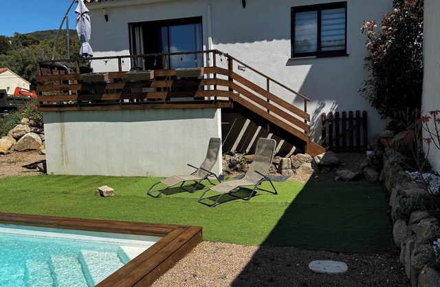 Petite Villa 6 Personnes - Piscine Privée - Corse du sud