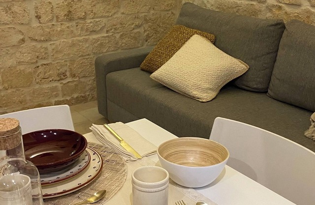 PetraLuz - in the heart of the White City INDEPENDENT HOUSE in Ostuni.