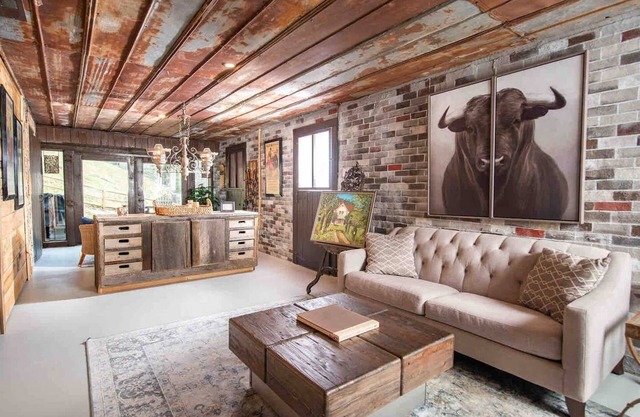 Petting Zoo! Hot Tub, Fire Pit, Ziplines, Trout Stream & Trails