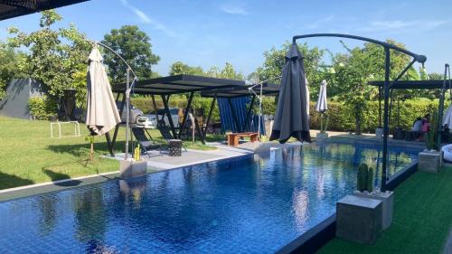 Phornkanok pool villa Friends & Family