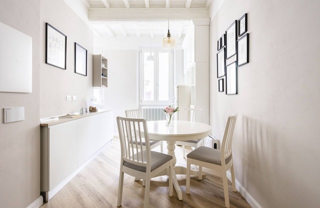 Pilastri 59 - One Bedroom Apartment, Sleeps 2