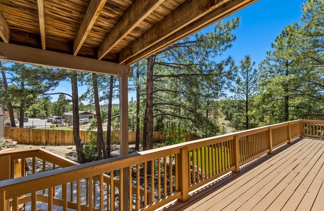 Pines & Peaks Retreat with Relaxing Hot Tub Escape