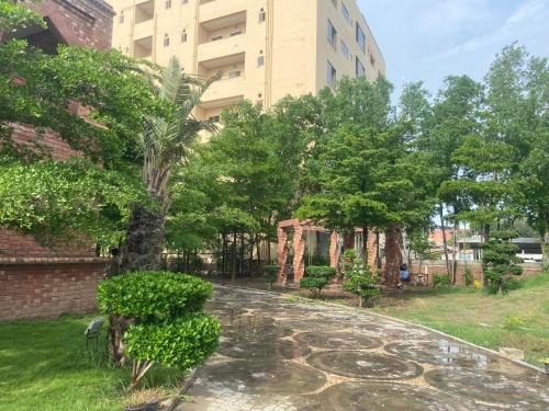 Pinevillaeventcomplex