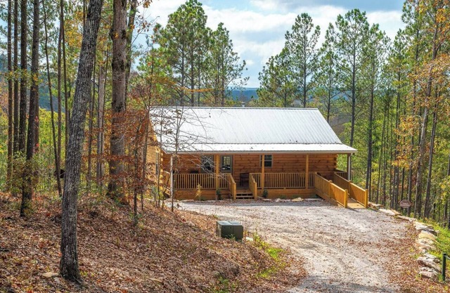 Pinhoti Ridge Retreat Cabin 5, Sunset Point