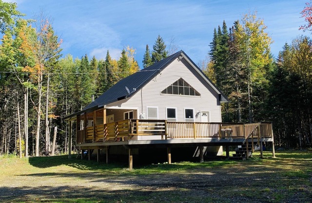 Pittsburg Cabin w/Direct ATV & Snowmobiling TrailAccess Hunting & Fishing Mecca