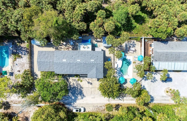 Play and have Fun at Gecko House on Manasota Key