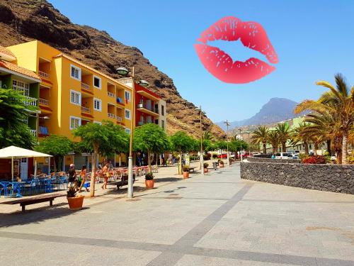 PLAYA PUERTO TAZACORTE Modern Beach Apartment