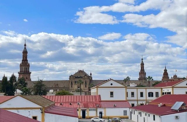 Plaza de España - Family House