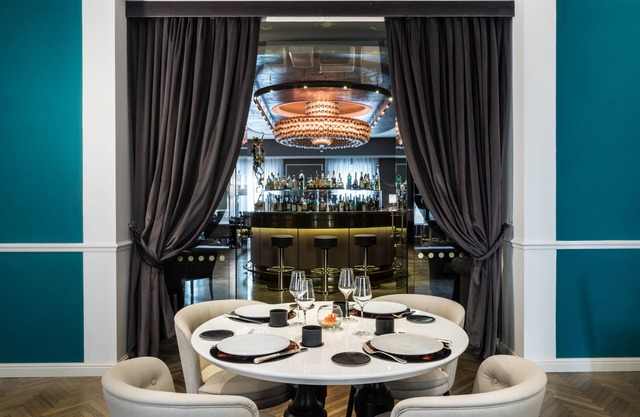 Plaza Hotel Lucchesi