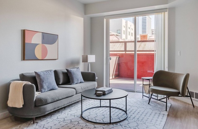 Pleasant Oakland 1BR w/Rooftop Lounge, near Dining, by Blueground