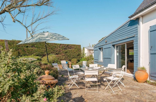 Plouharnel: 7-room House, 10 people, Wifi, Pets allowed