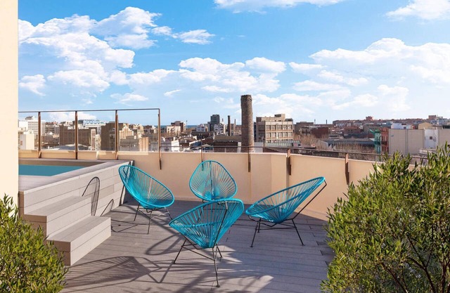 Poble Nou Pool Terrace! By the beach!