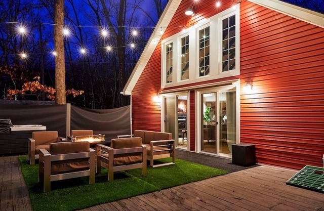 Pocono Cove w/Hot Tub + FirePit + Home Theater + Game Room + More