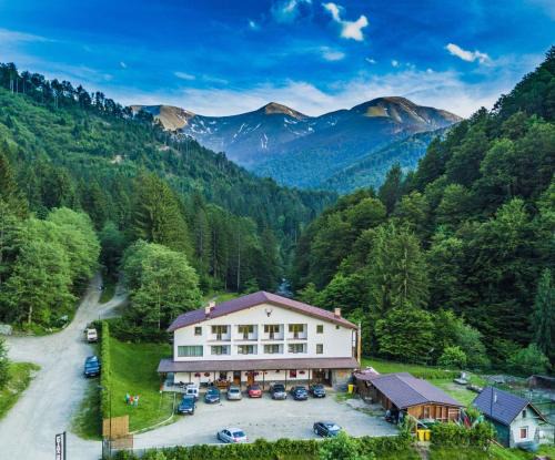 Poiana Neamtului - Ferma de Cerbi