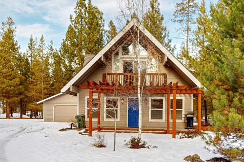 Ponderosa Pines Retreat