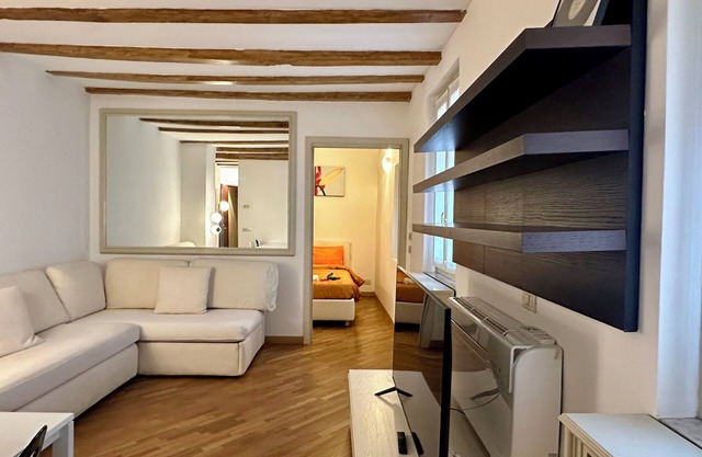 Pontaccio 4 Bilo - One Bedroom Apartment, Sleeps 4