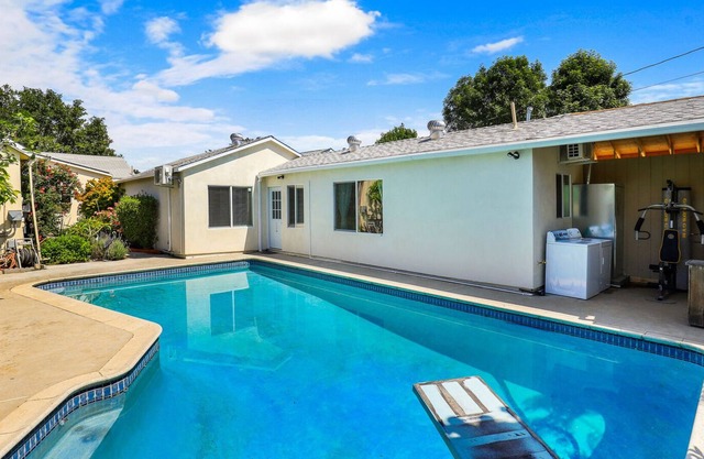 Pool and Organic Orchard | 3Br Hidden Gem