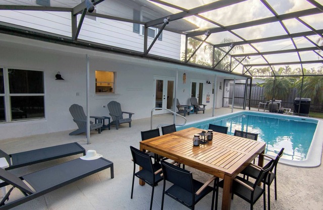 Pool, Game Room, 3 Kings | Magnolia Beach House