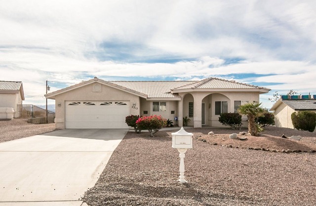 Pool Home -Affordable Havasu Beauty