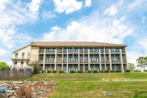 Port of Kimberling Resort & Campground