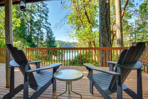 Port Orchard Lakefront Cabin with Fire Pit and Grill!