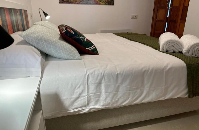 Porta da Vila by Oktheway