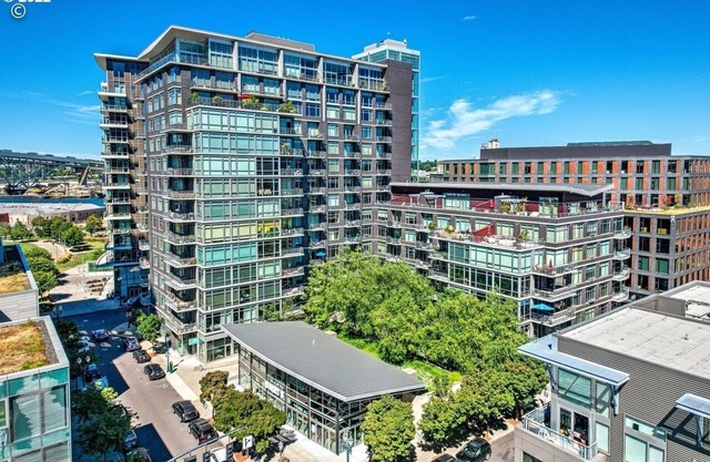 PORTLAND OREGON Long-Term, Short-Term Rental The Pinnacle Pearl District