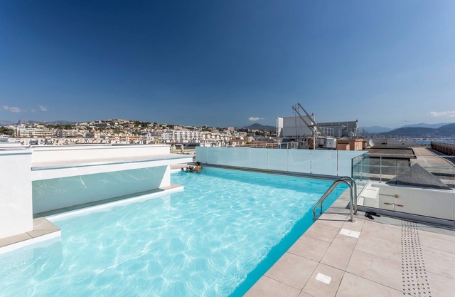 Près de Nice Arenas | Studio 2p | Piscine Rooftop