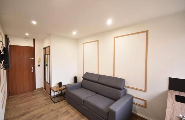 Prado Marseille 8eme studio