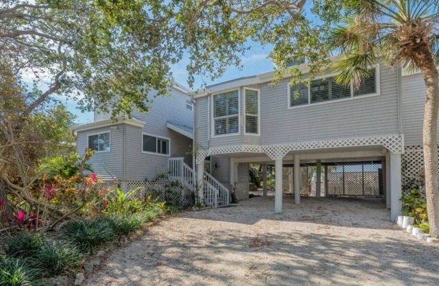 Precise Realty presents Sea Garden on Manasota Key