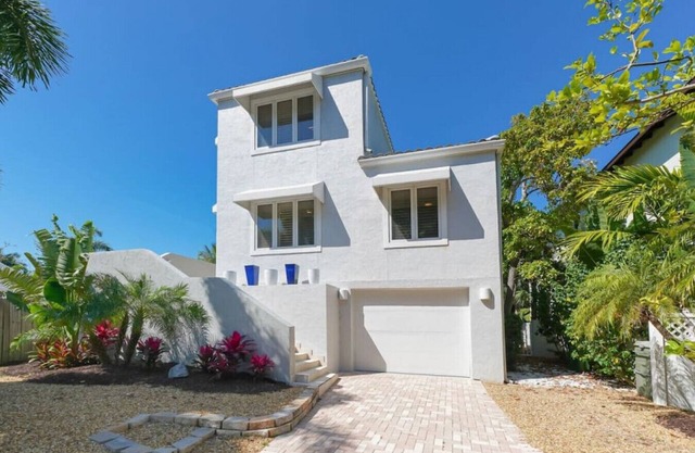 Precise Realty presents The Banyan Breeze