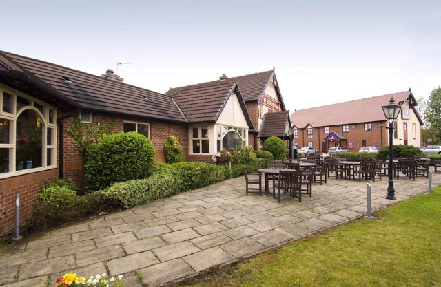 Premier Inn Crewe Central