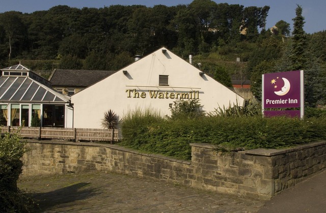 Premier Inn Halifax South