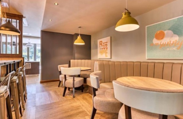 Premier Inn Oxford City Centre - Westgate